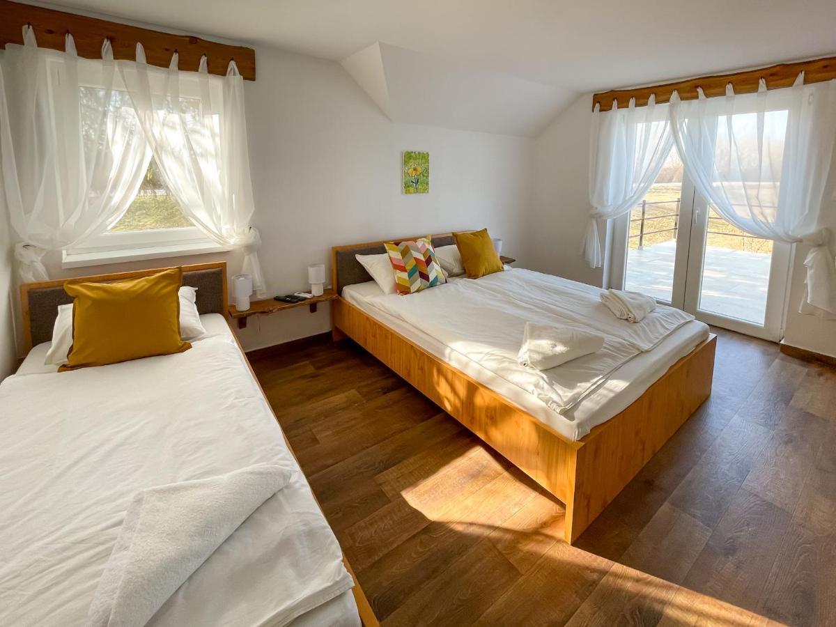 Tanyacsarda Panzio Bed & Breakfast Baja Exterior photo