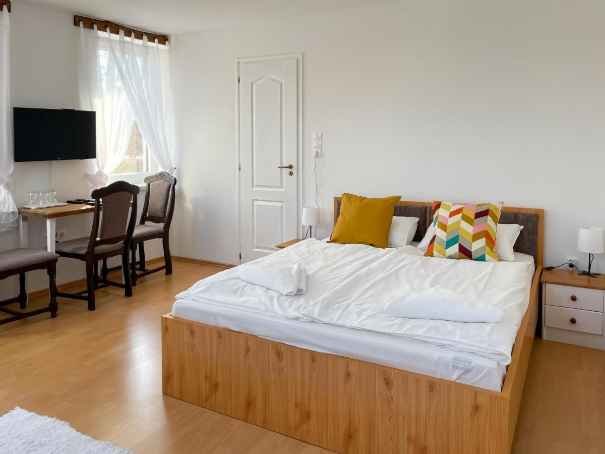 Tanyacsarda Panzio Bed & Breakfast Baja Exterior photo